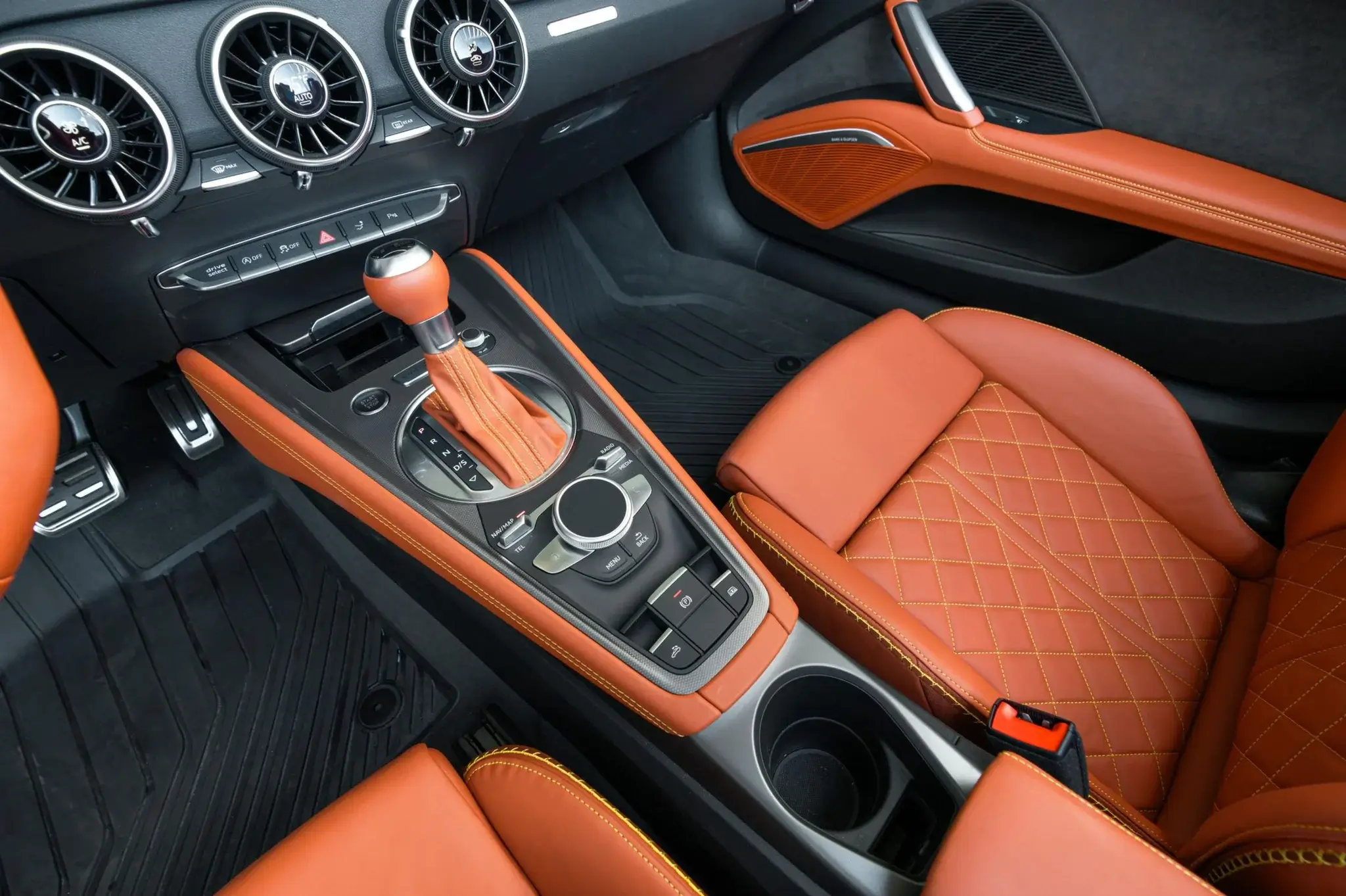 2019 Audi TT 20th Anniversary Roadster - Image 32