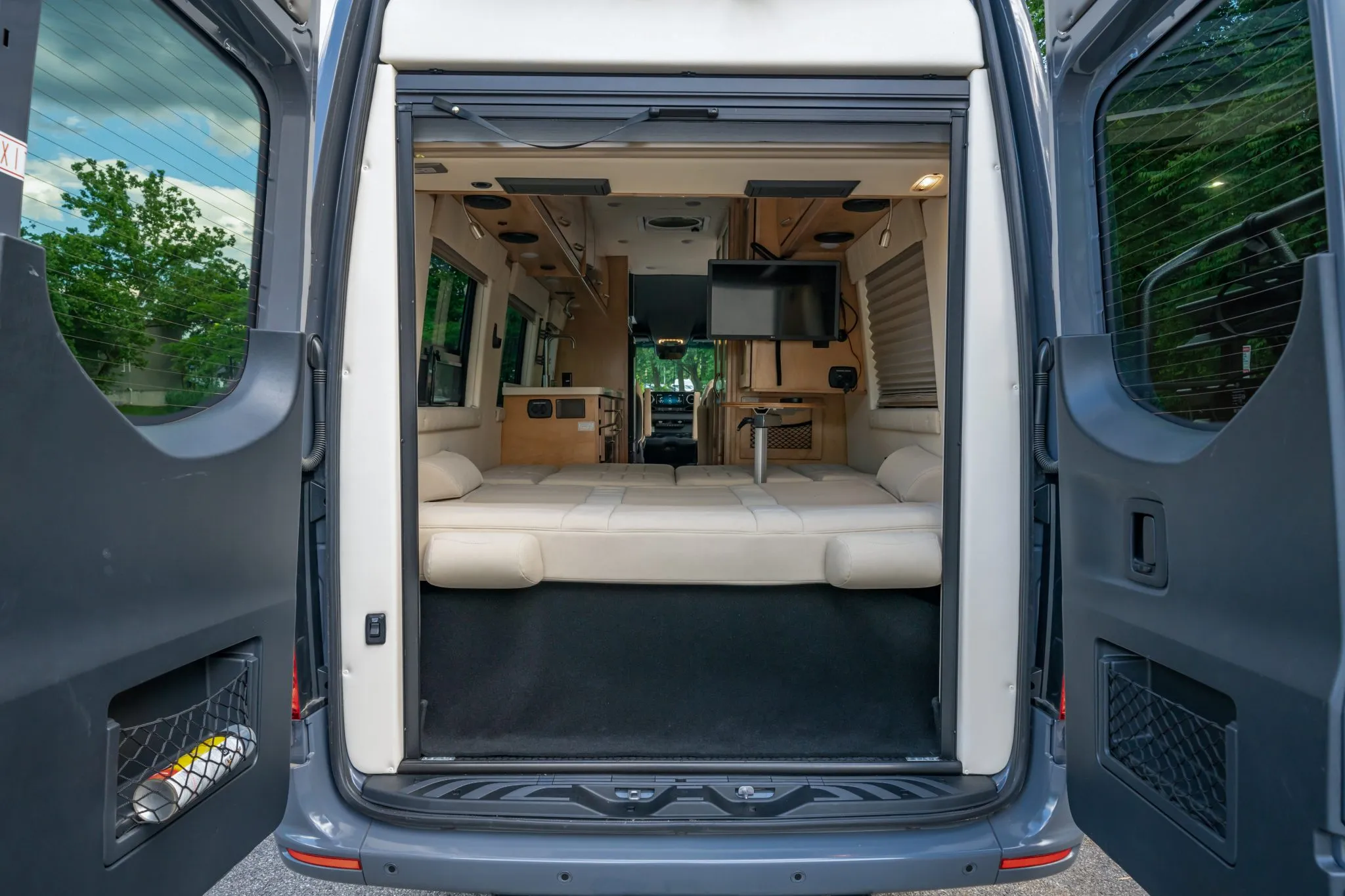 2021 Coachmen Galleria 24T - Image 68