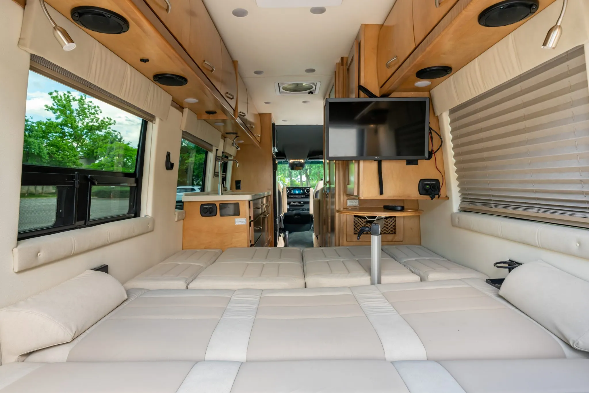 2021 Coachmen Galleria 24T - Image 70