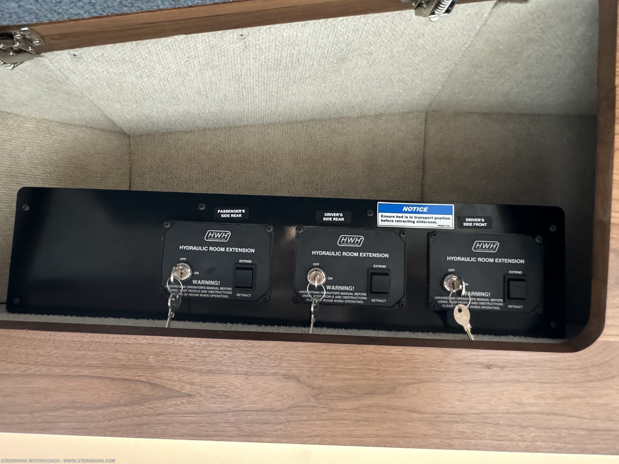 2022 Winnebago Journey 34N - Image 68