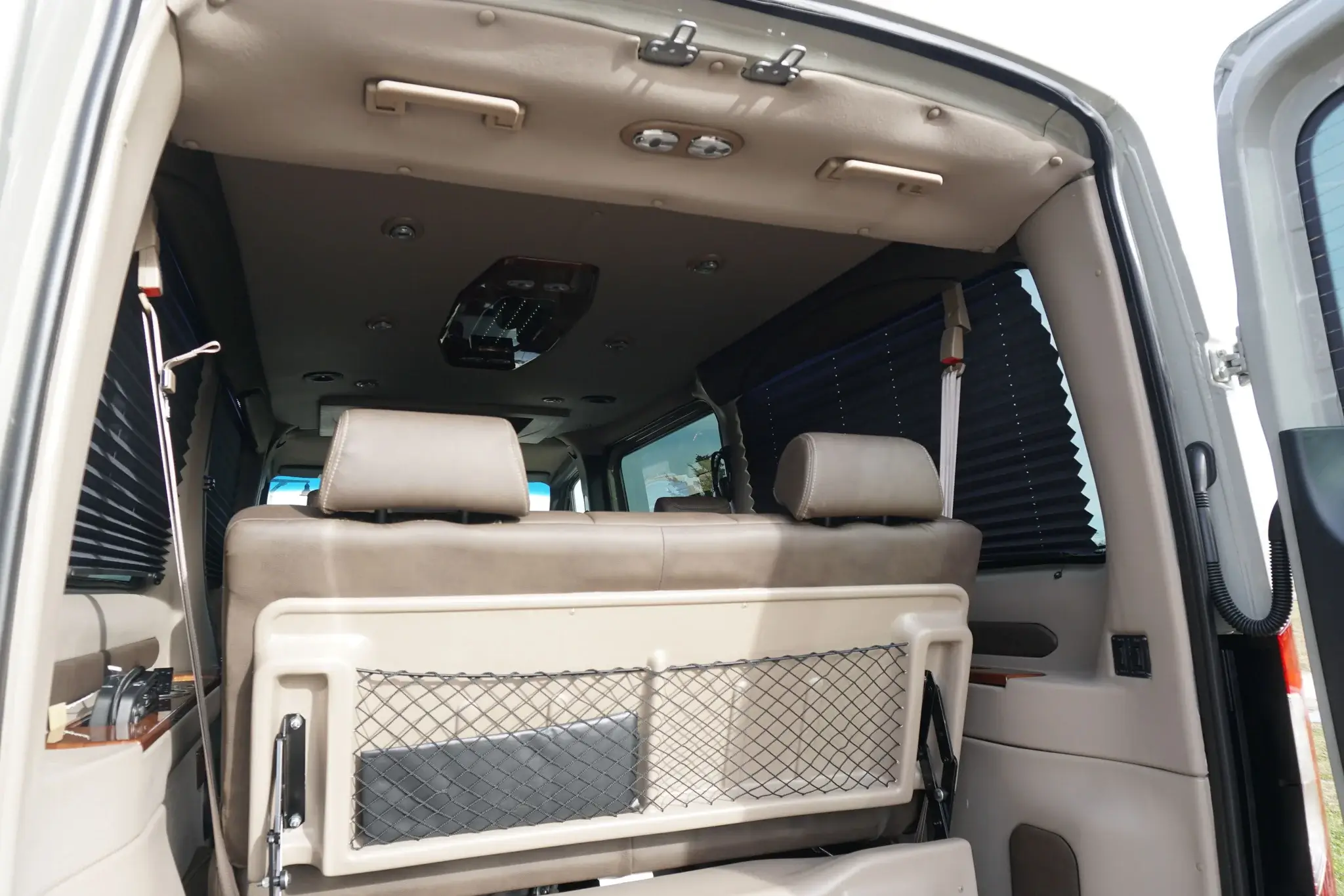 2022 Mercedes-Benz Sprinter 2500 4x4 Explorer Luxury Shuttle - Image 27