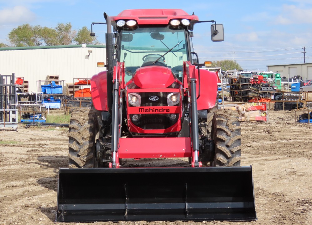 2018 Mahindra 9125P 4WD Front End Loader Utility Ag Farm Tractor - Image 26