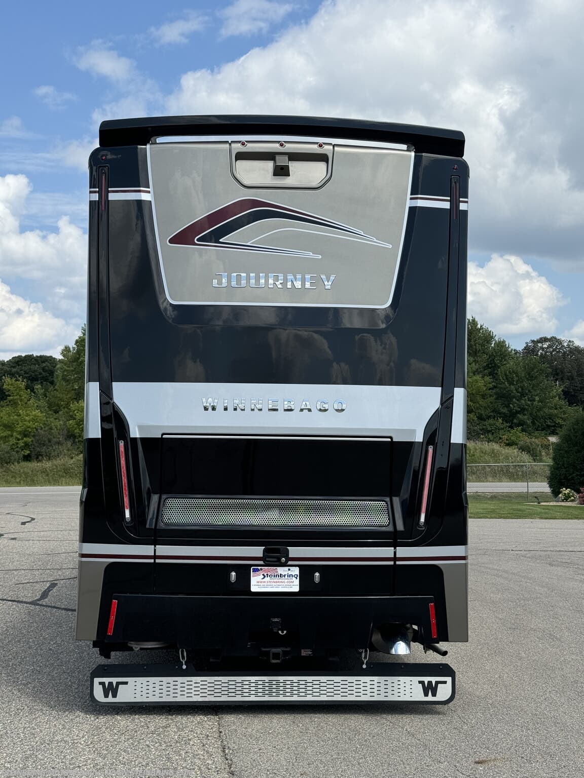 2022 Winnebago Journey 34N - Image 11