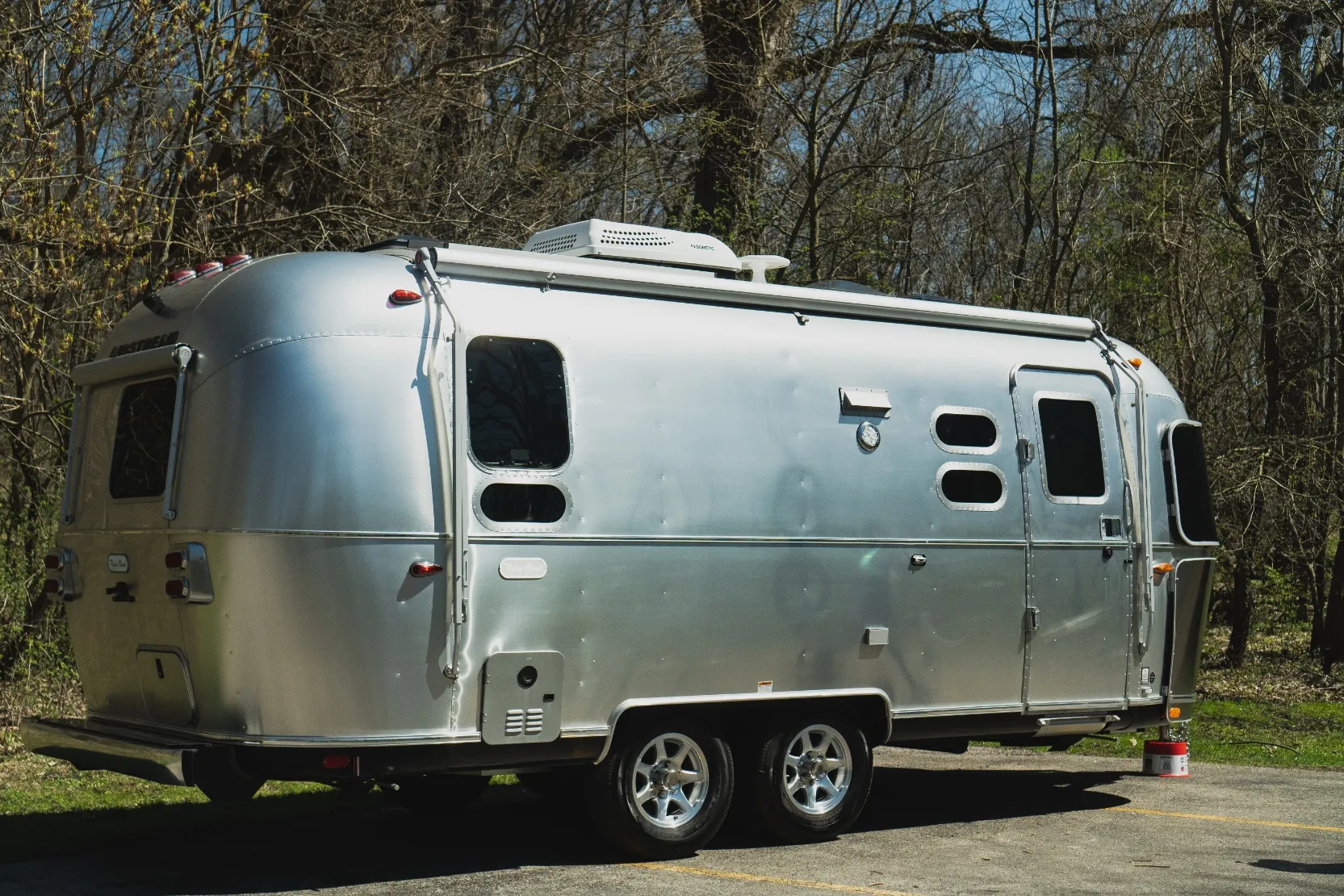 2021 Airstream Flying Cloud 23CB - Image 16
