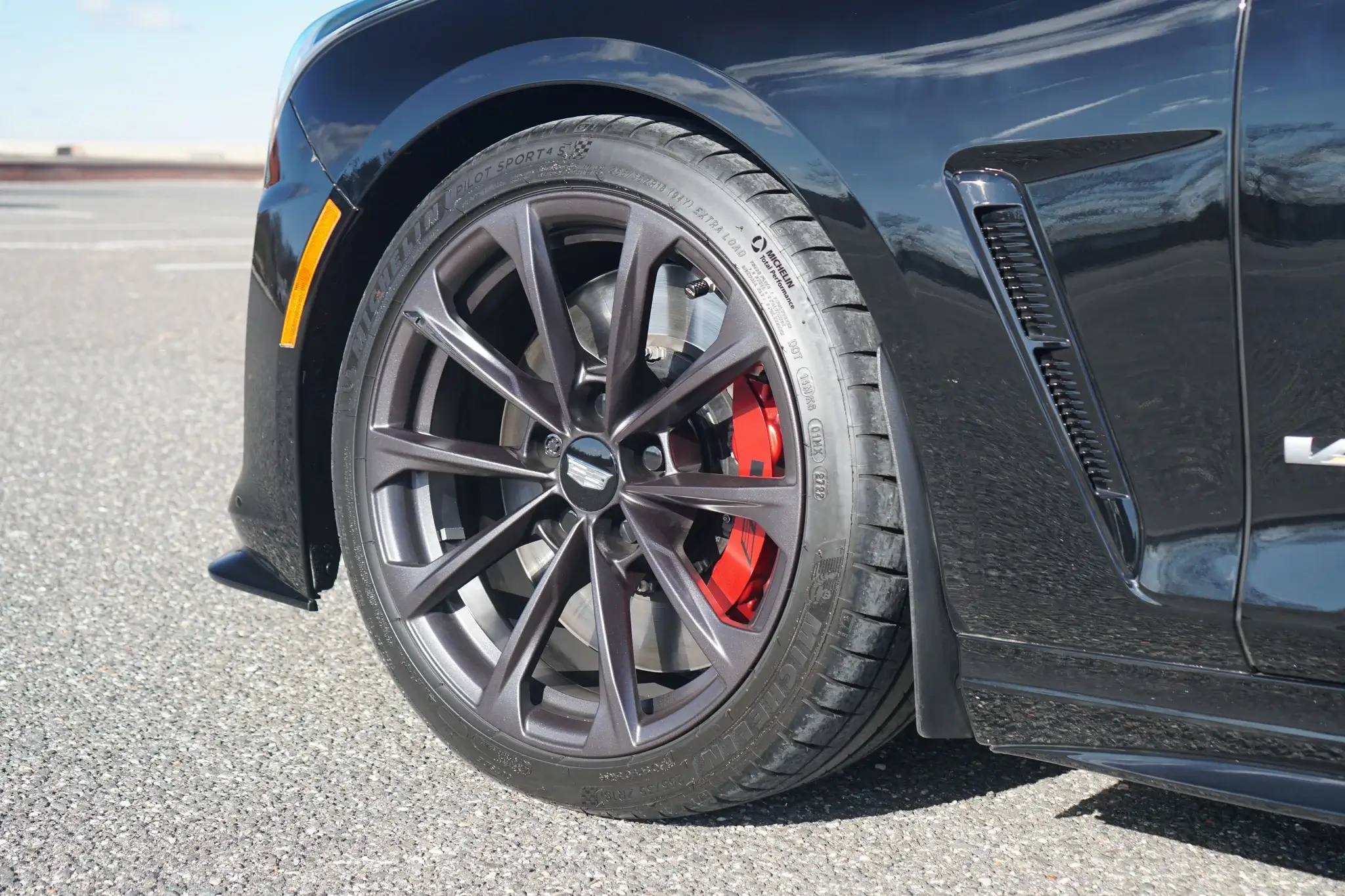 2023 Cadillac CT4-V Blackwing - Image 36