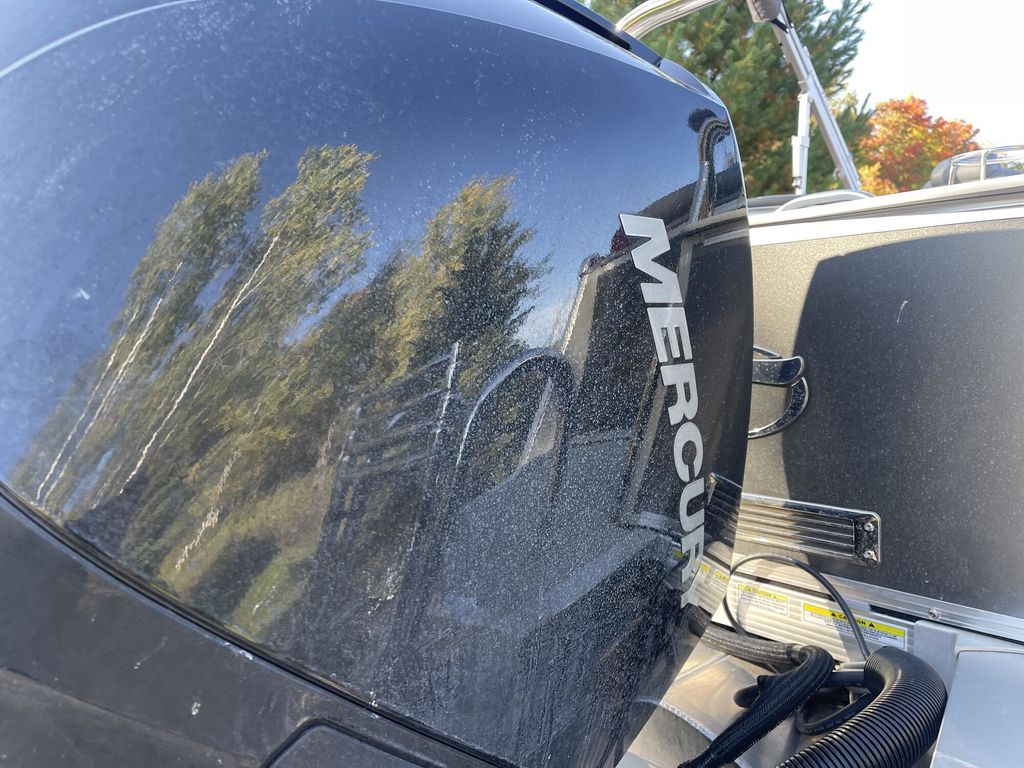 2021 Tahoe Pontoons Cascade Quad Lounger 25' - Image 13