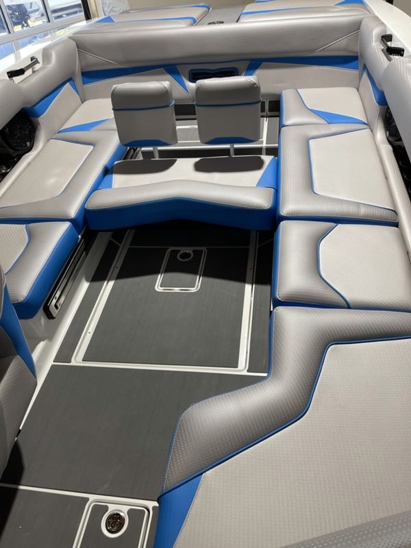 2021 Centurion Vi24 - Image 101