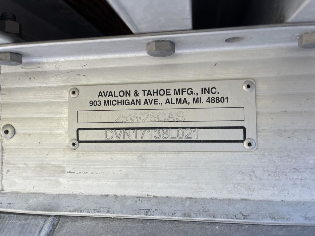 2021 Tahoe Pontoons Cascade Quad Lounger 25' - Image 17