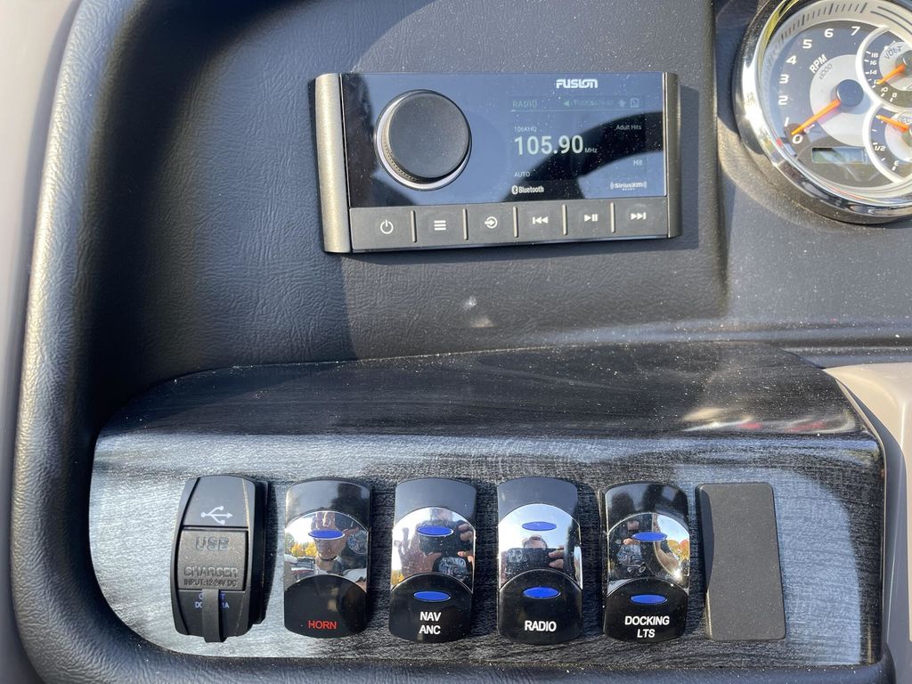 2021 Tahoe Pontoons Cascade Quad Lounger 25' - Image 22