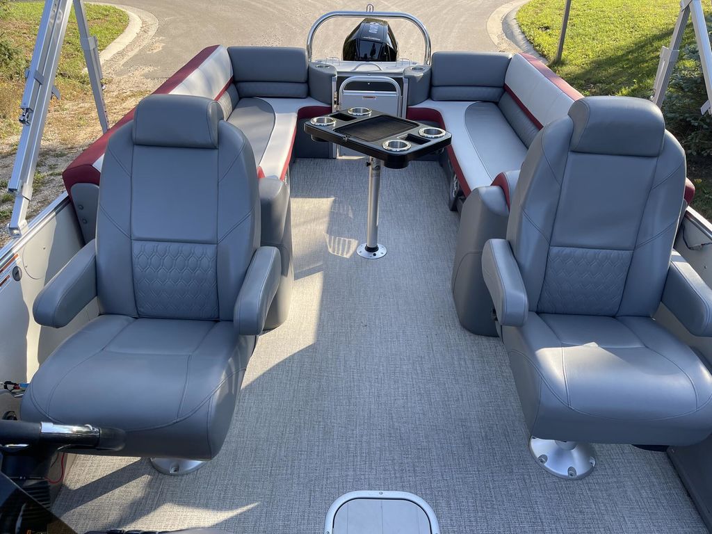 2021 Tahoe Pontoons Cascade Quad Lounger 25' - Image 27